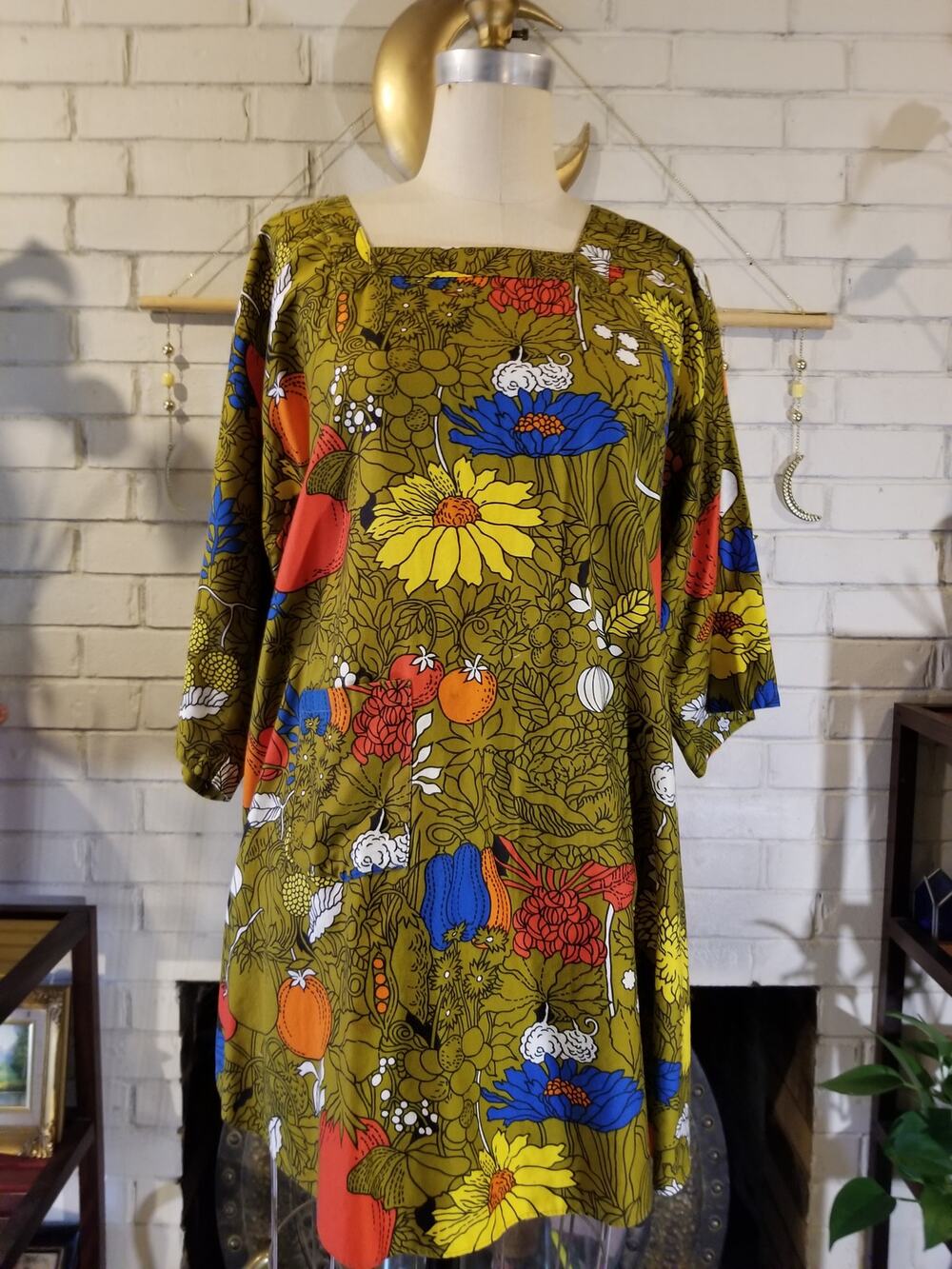 Vintage 70s Design House Japan Vegetable Print Popover Smock Apron Tunic